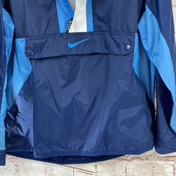 Vintage Nike Pullover Windbreaker - Picture 4 of 12